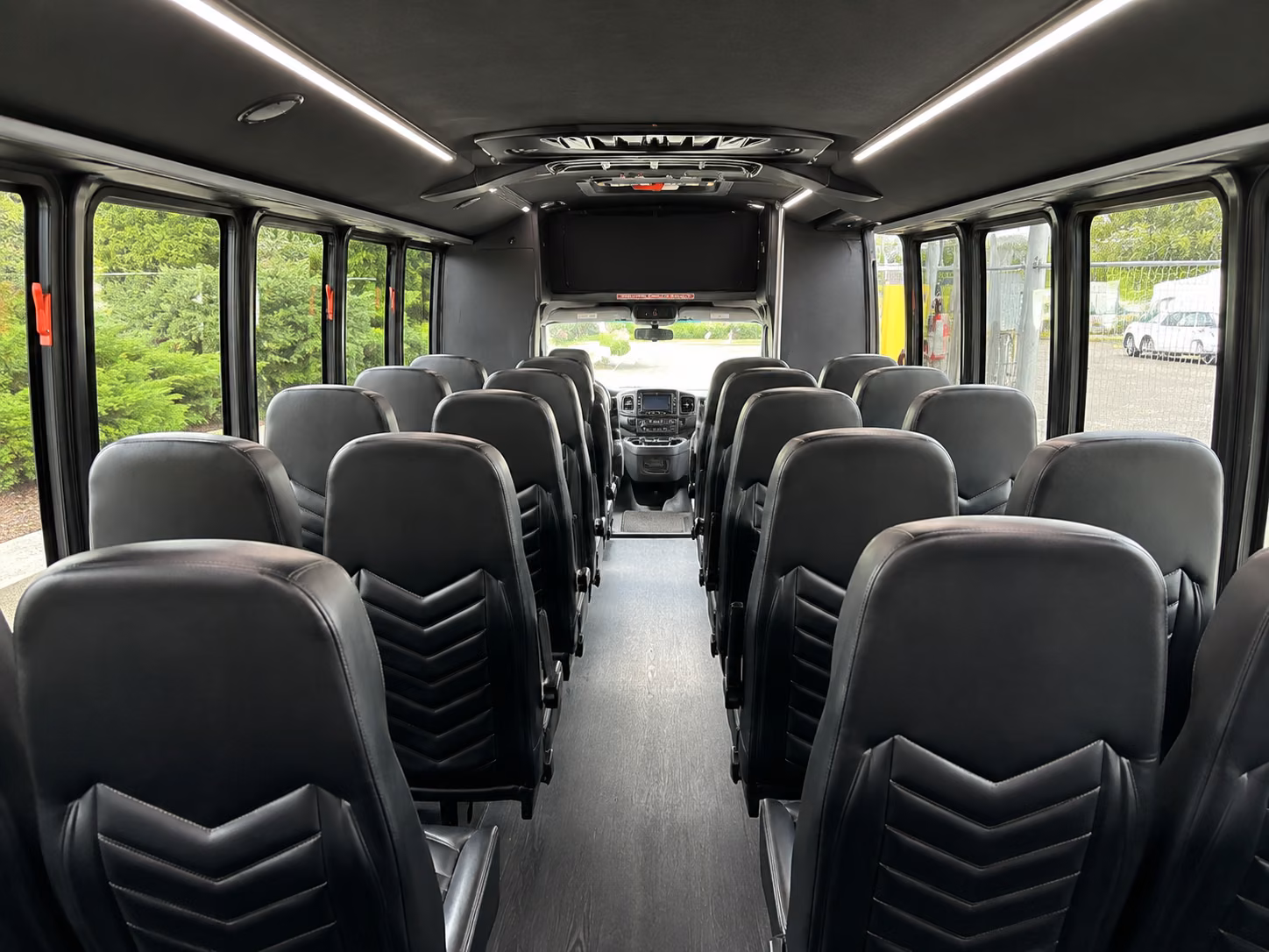 south bend airport shuttle bus rentals for private groups
