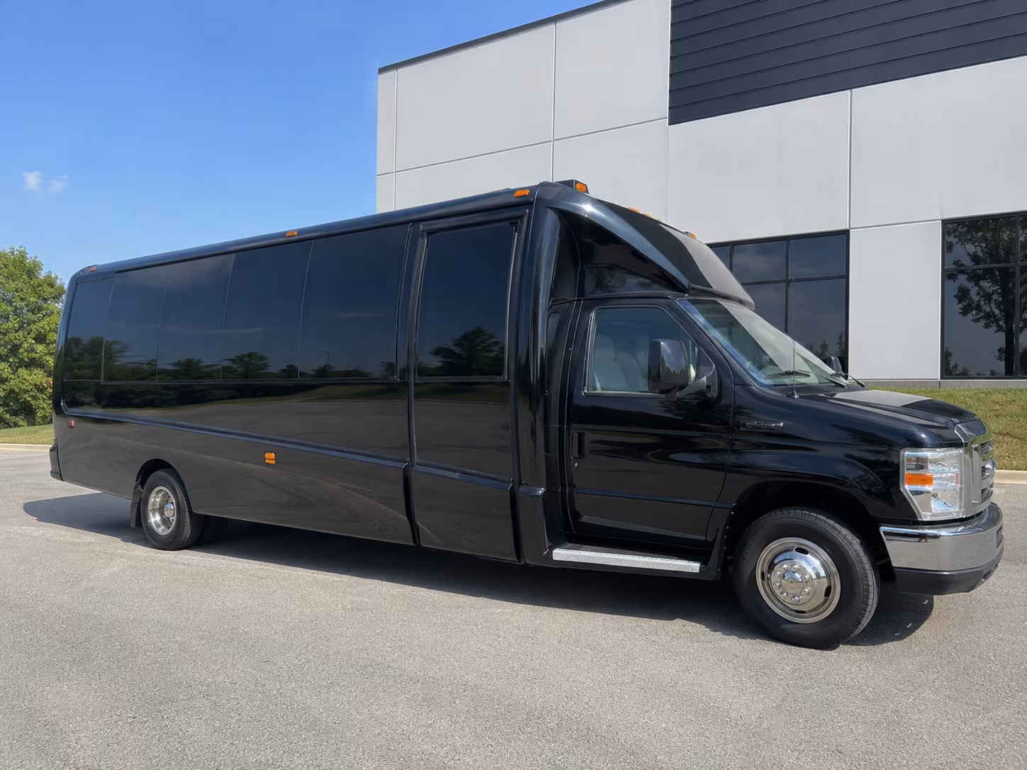 why book winery and brewery tours through southbendshuttlebusrentals com